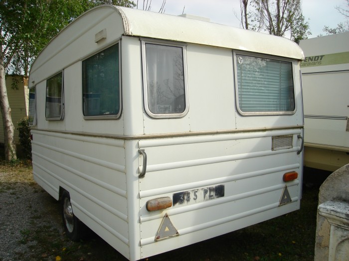 Tesserault%20caravan[1]